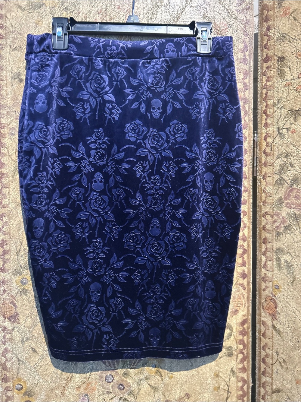 Killstar Women's Dark Purple Velvet Lace-Up Pencil Skirt Size Large - Picture 5 of 5